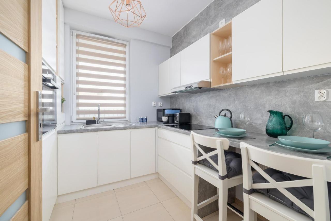 Osiedle Avia Harmonious Apartment With Balcony & Parking Cracow By Renters Prestige Cracóvia Exterior foto
